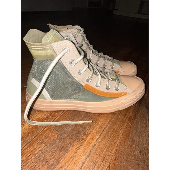 Size 7 - Beige Converse Chuck Taylor All Star High Translucent Emerald 2019 - Picture 1 of 6